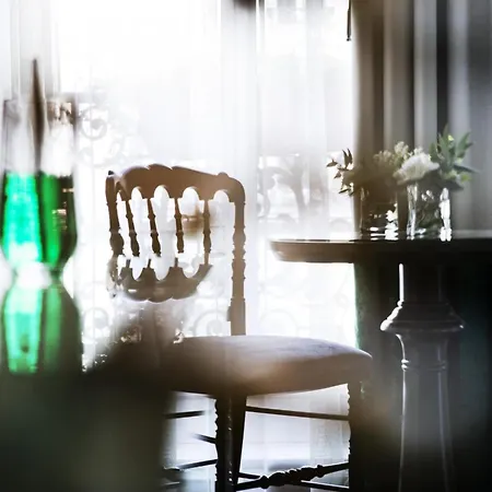 에두아르 7 오페라 호텔 4*